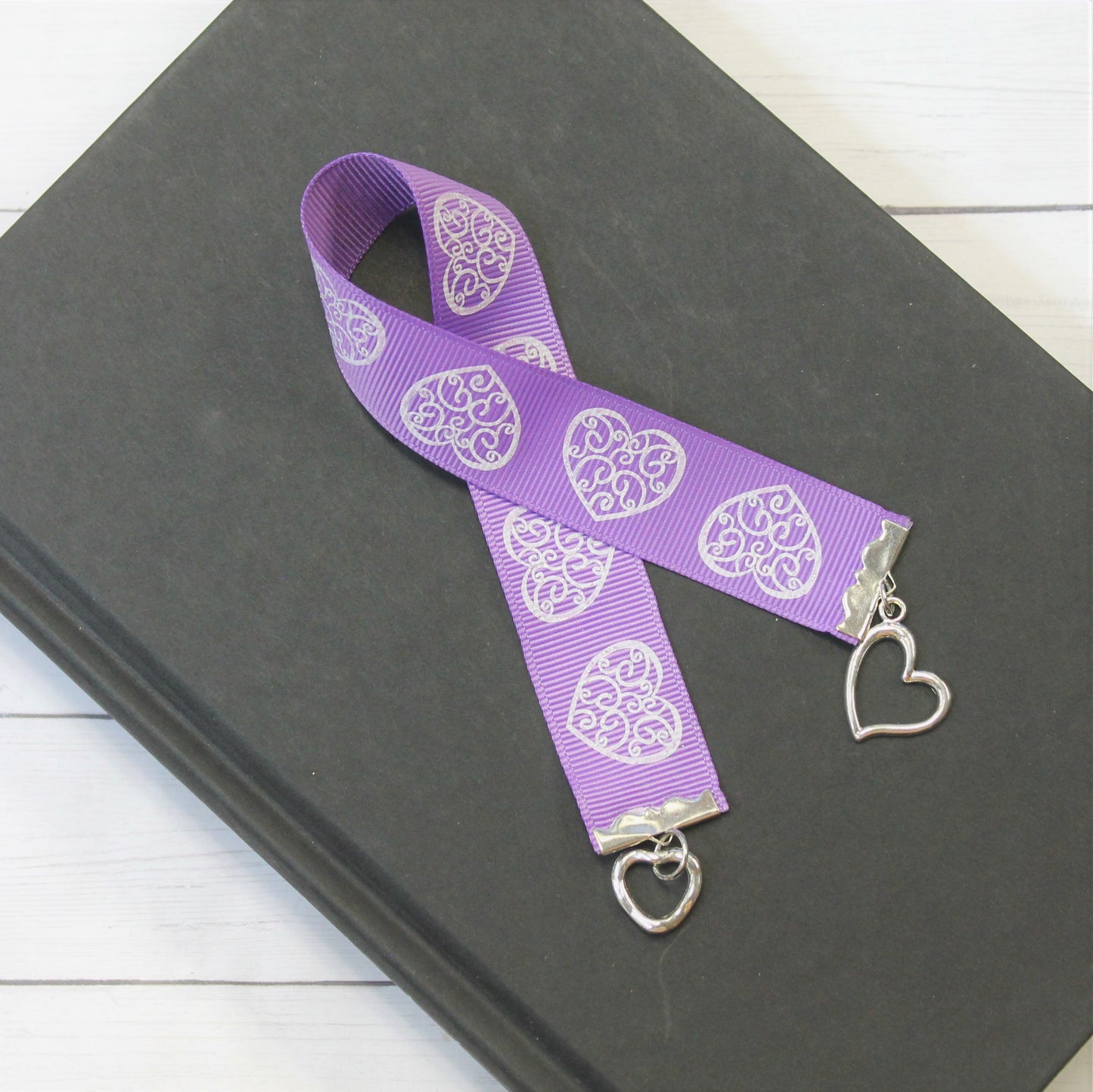 Handcrafted Charm Bookmark-HEARTS